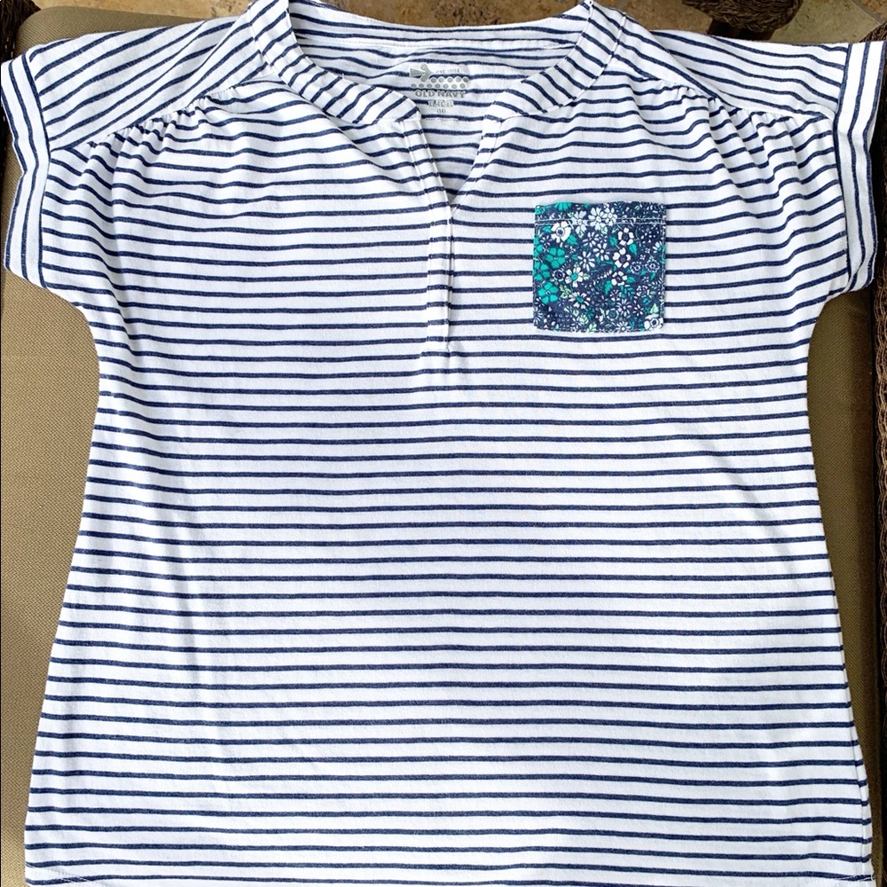 Old Navy Girls Striped Shirt